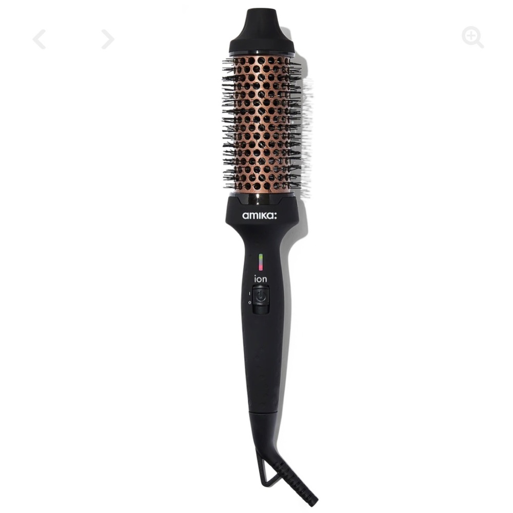 Amika blowout babe thermal brush - never used